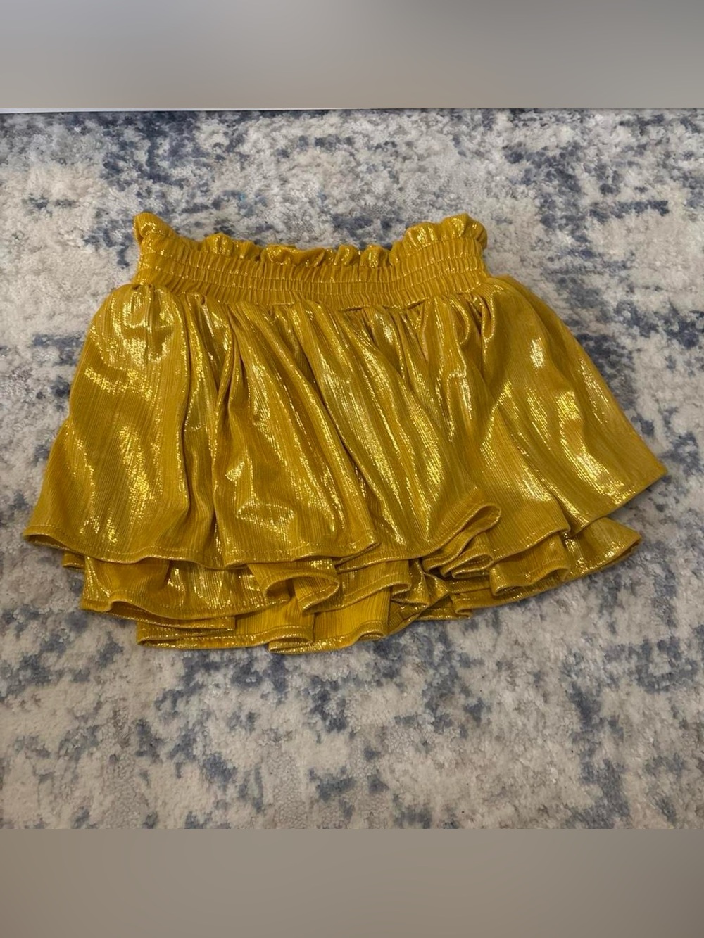 Gold metallic mini skirt with ruffles